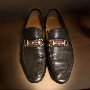 Unisex Gucci shoes